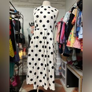 Vintage-Style Polka Dot Sleeveless Dress
